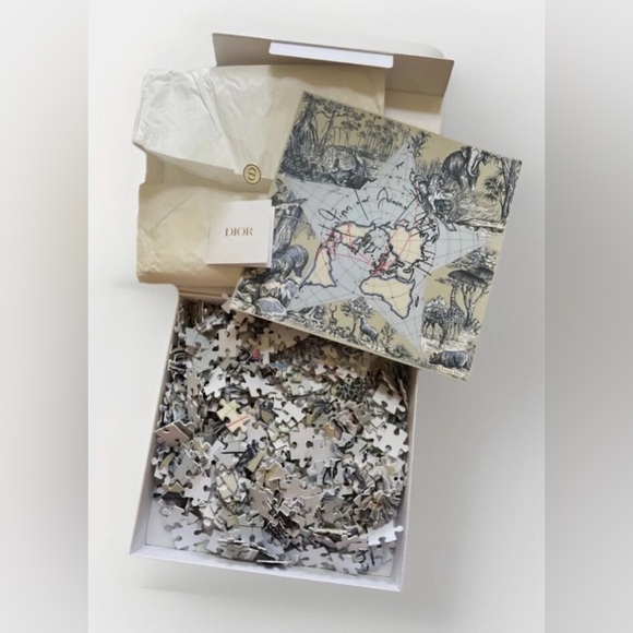 🤍🩵 NWT 2024 Christian Dior 500-piece Puzzle: Around The World Collection 🤍🩵 - Picture 7 of 9